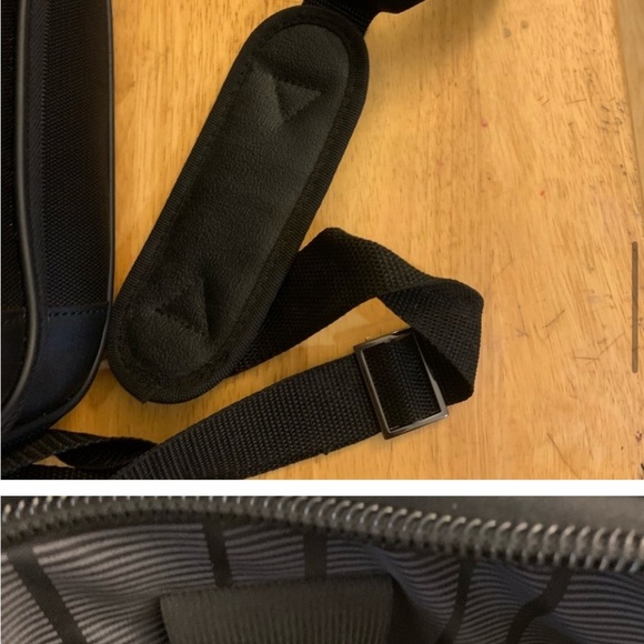 Kenneth Cole Reaction Crossbody Case - Picture 15 of 15